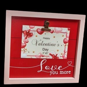Signature Select Seasons Clip Picture Frame Decor with Easel Pink & Red NWT